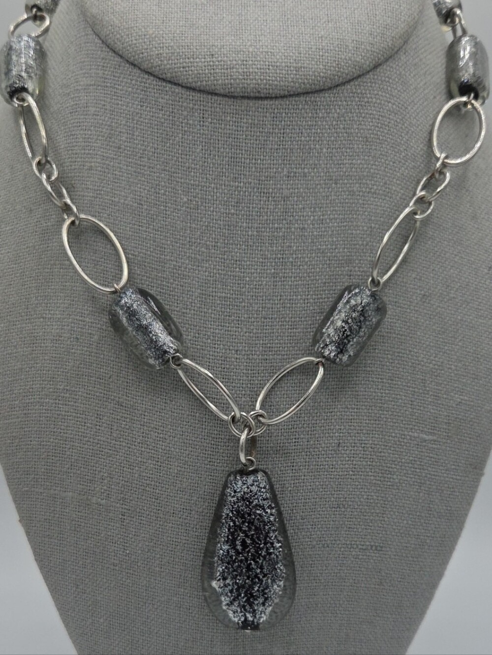 5 for $25! Lia Sophia Silver Tone Gray Glass Pendant Chain Necklace